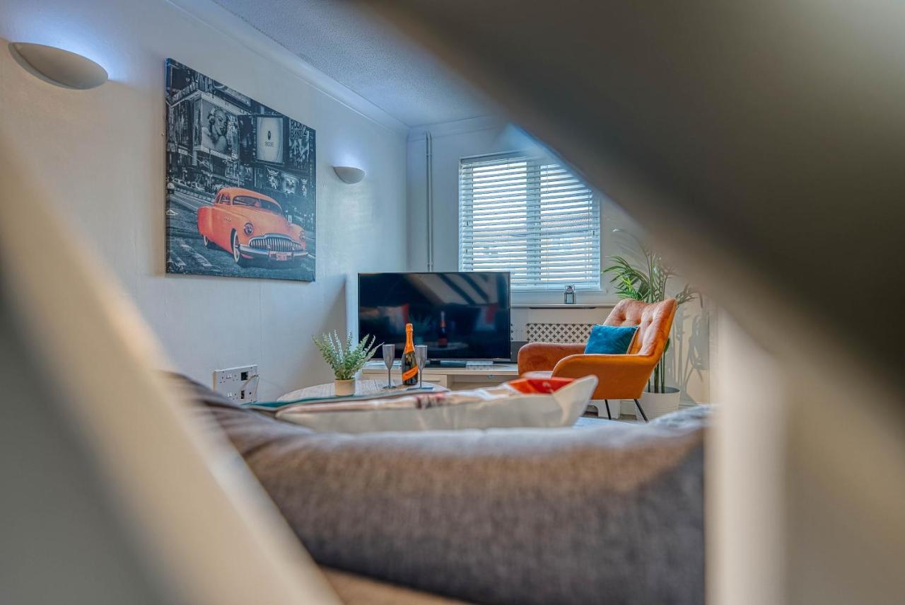 Capri 13 Sa - Contemporary 2 Bedroom House In Loughborough With Free Parking, Close To Loughborough University & M1 Motorway Extérieur photo